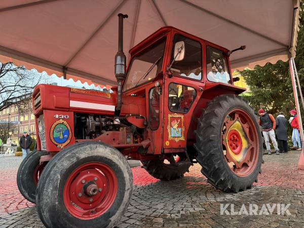 Traktor Volvo BM T 430 – Välgörenhetsauktion för Musikhjälpen