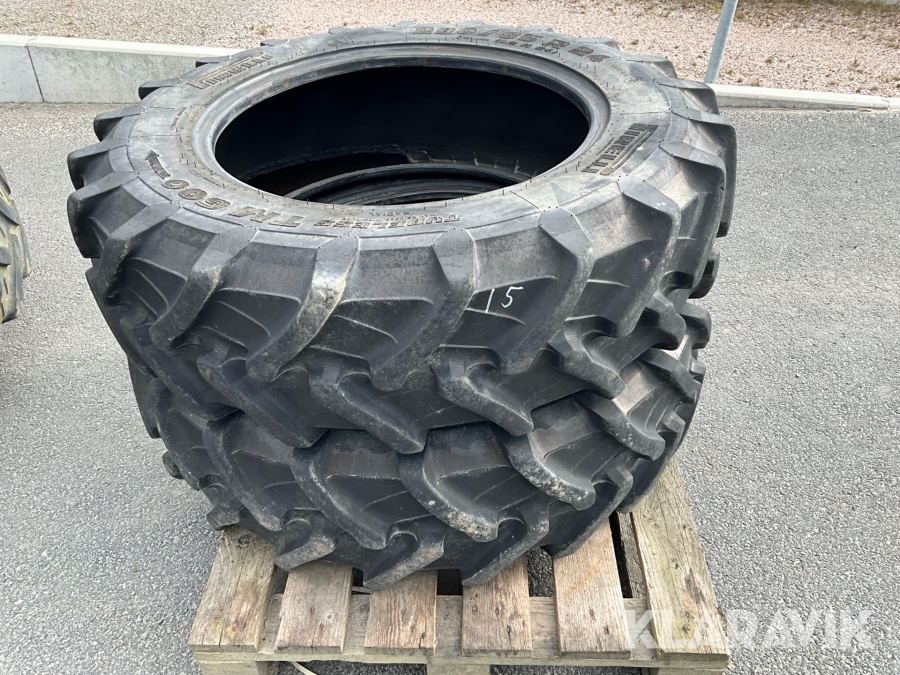 Traktordäck Pirelli 280/85 R24