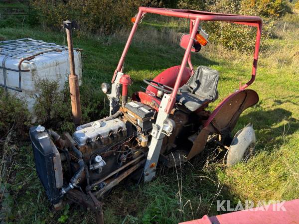 Reservdelstraktor Massey Ferguson 35