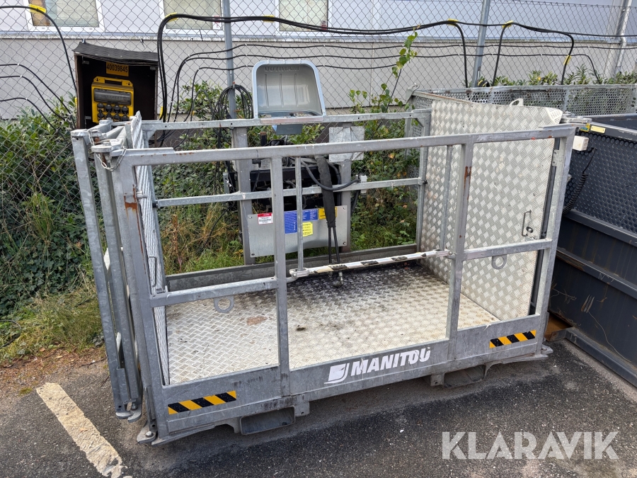 Arbetsplattform Manitou PSE 4400/1000D