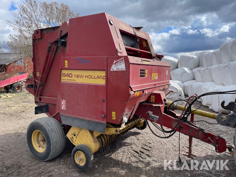 Rundbalspress New holland 640