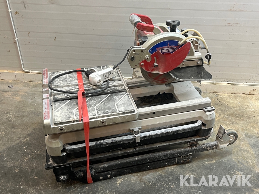 Stenkap på ställning/rullstativ Monolit Tornado 970T