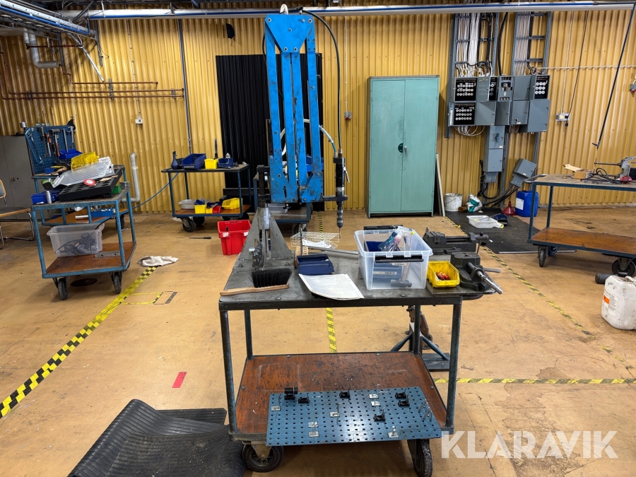 Gängapparat med tillbehör och vagn