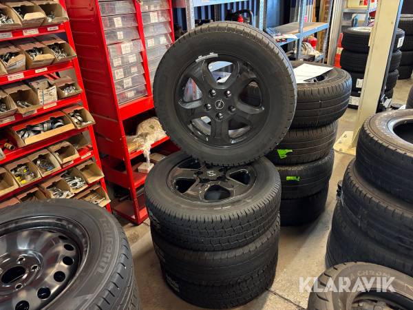 Sommarhjul Opel 215/65R16 4st
