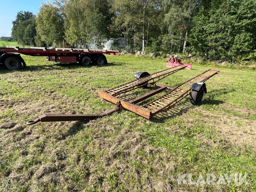 Biltransportvagn För skogsmaskin  
