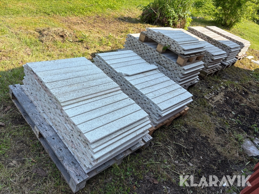 Fasadsten med skenor ca. 780 st