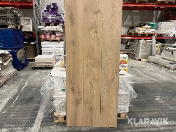 Laminatgolv Authentic  Natural Oak 1stav  130 kvm