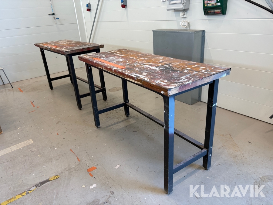 Arbetsbänkar plåtbeklädda 2st