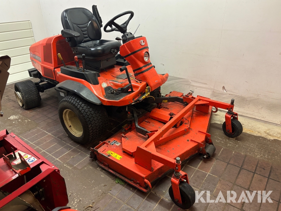 Gräsklippare Kubota F2880EC med Vikplog