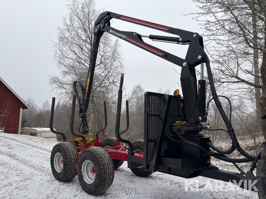 Skogsvagn FTG Mowi 1050 P40T med kran och vinsch