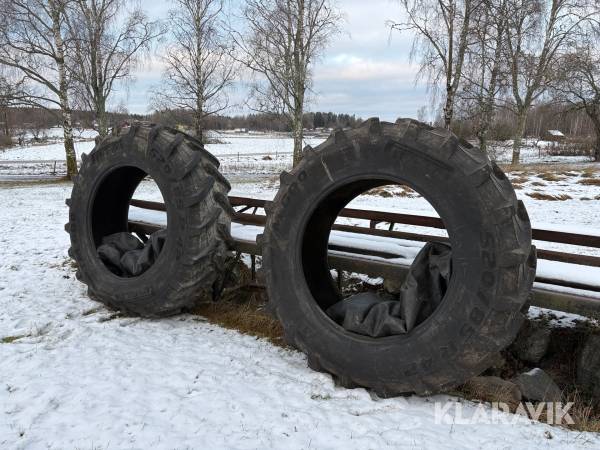 Lantbruksdäck Pirelli 520/85R42 2st