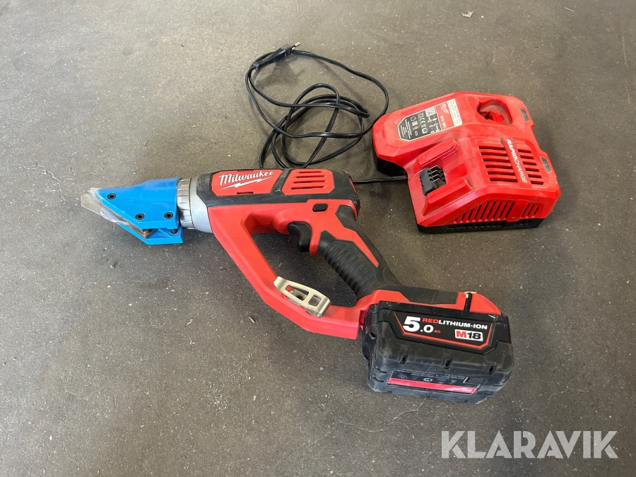 Plåtsax Milwaukee M18 BMS20 med batteri och laddare