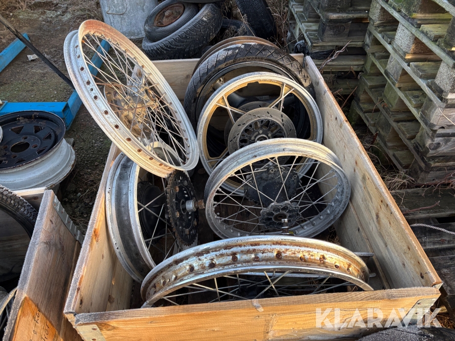 Parti med diverse mc-fälgar