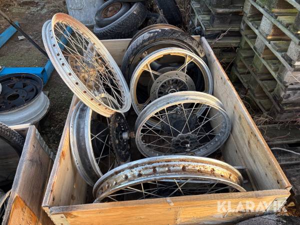 Parti med diverse mc-fälgar