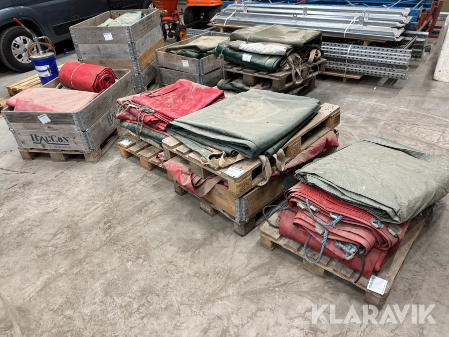 Parti med presenningar - 7 pallar