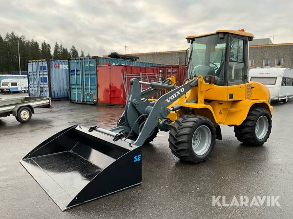 Hjullastare Volvo L35B-7 med skopa