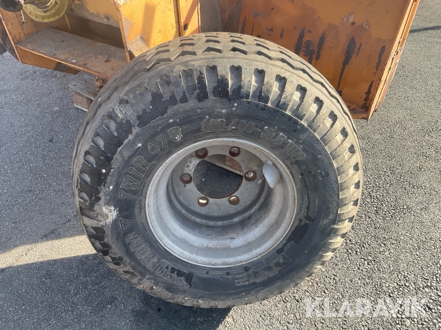 Däck på fälg Trelleborg Twin 478 400/60-15,5 IMP