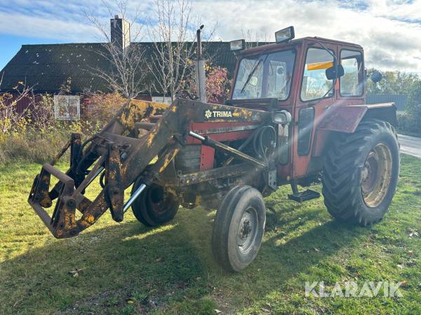 Traktor Massey Ferguson 165 med frontlastare