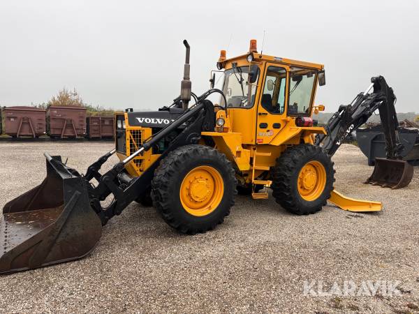 Grävlastare Volvo BM 6300 med skopor