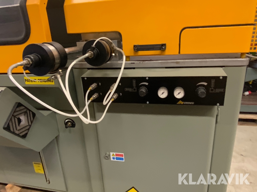 Automatkap Emmegi Automatica/ E 600 Pneumat för aluminium och metall