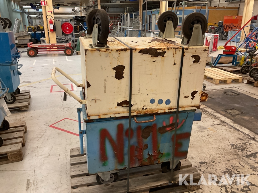 Verktygsvagnar / Verktygskistor 2 st 0,28m3