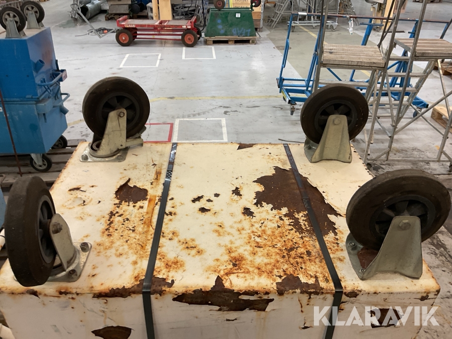 Verktygsvagnar / Verktygskistor 2 st 0,28m3