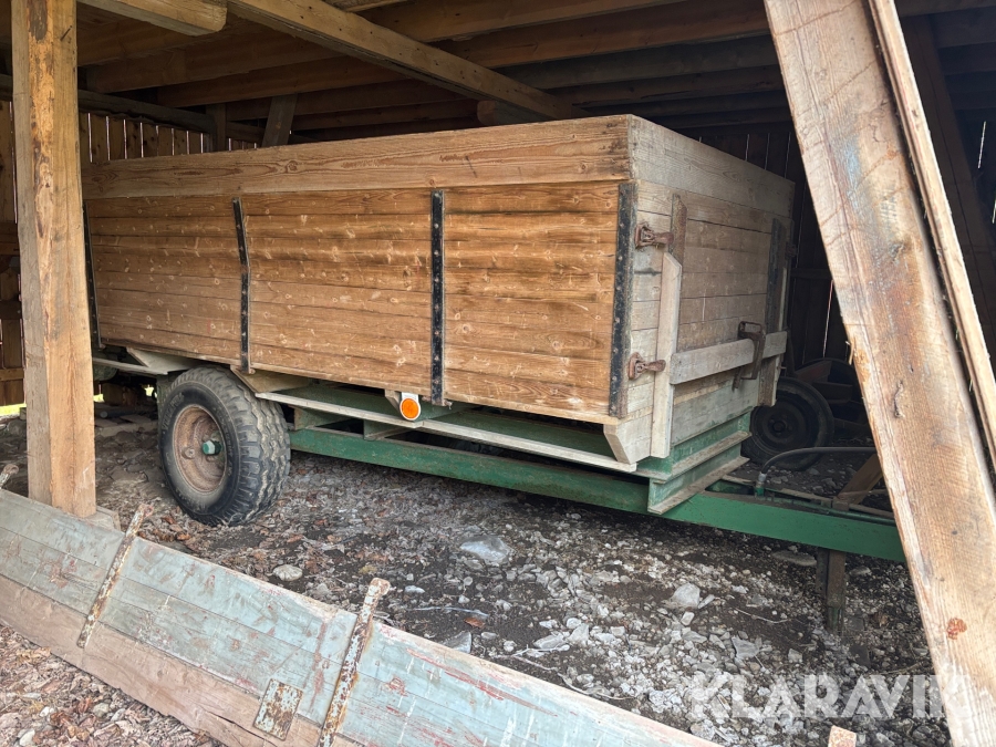 Spannmålssläp Friels Mekaniska ca 5ton tippfunktion