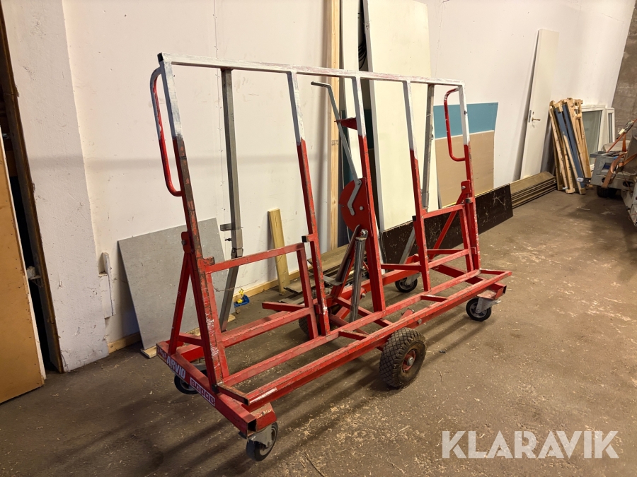 Skivvagn Starke Arvid 10 600