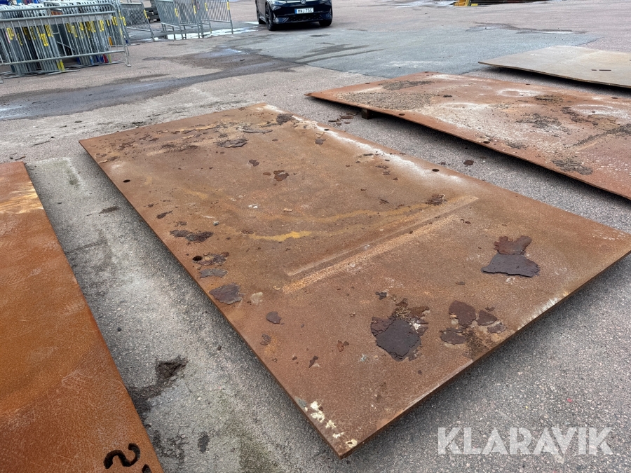 Körplåt 4 x 2 M, 25 mm tjock