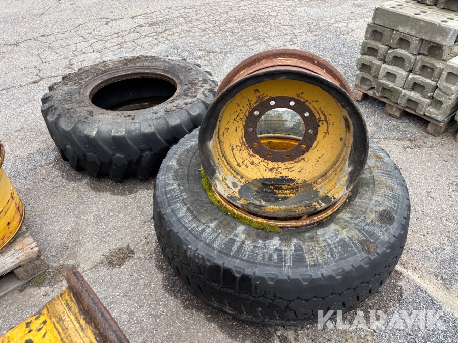 Däck med fälg 2st 17.5-25