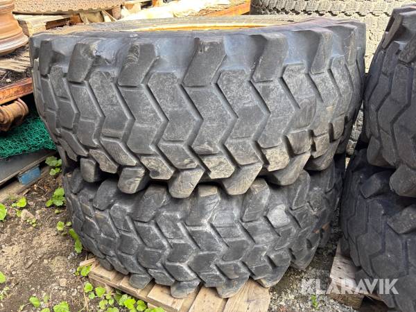 Entreprenaddäck Trelleborg Industrial Tractor 459 520/70B30 2st