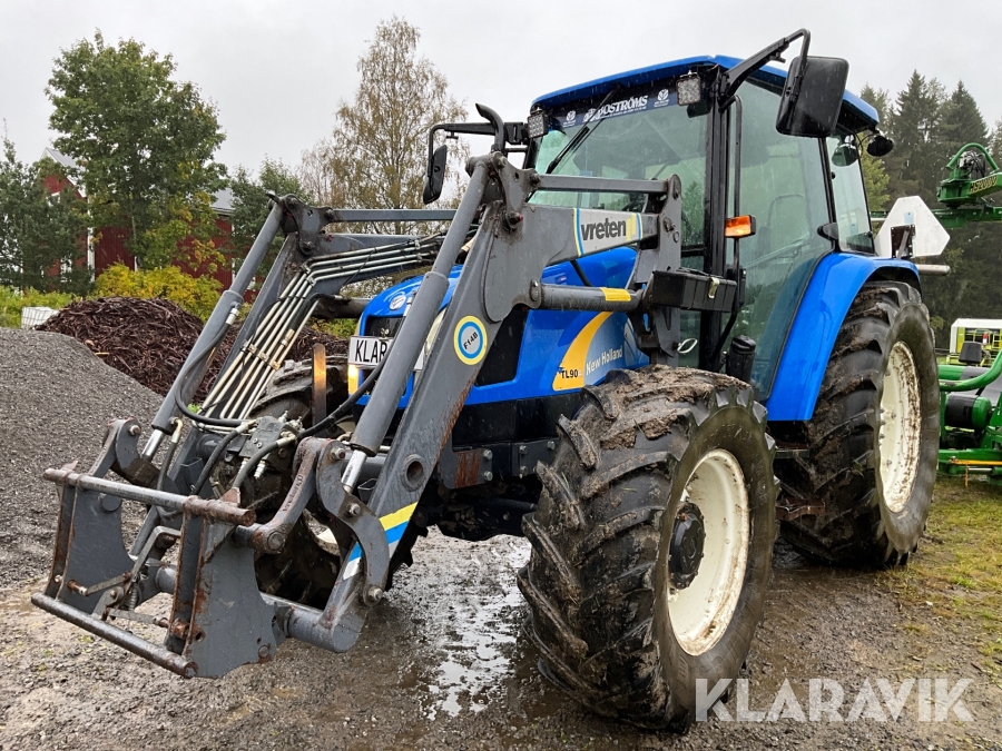 Traktor New Holland TL90A