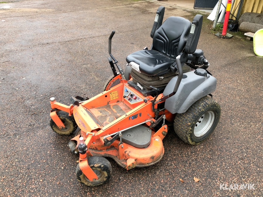 Spakstyrd åkgräsklippare 