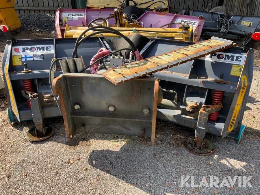 Vikplog Pome V Plow 2,4 m