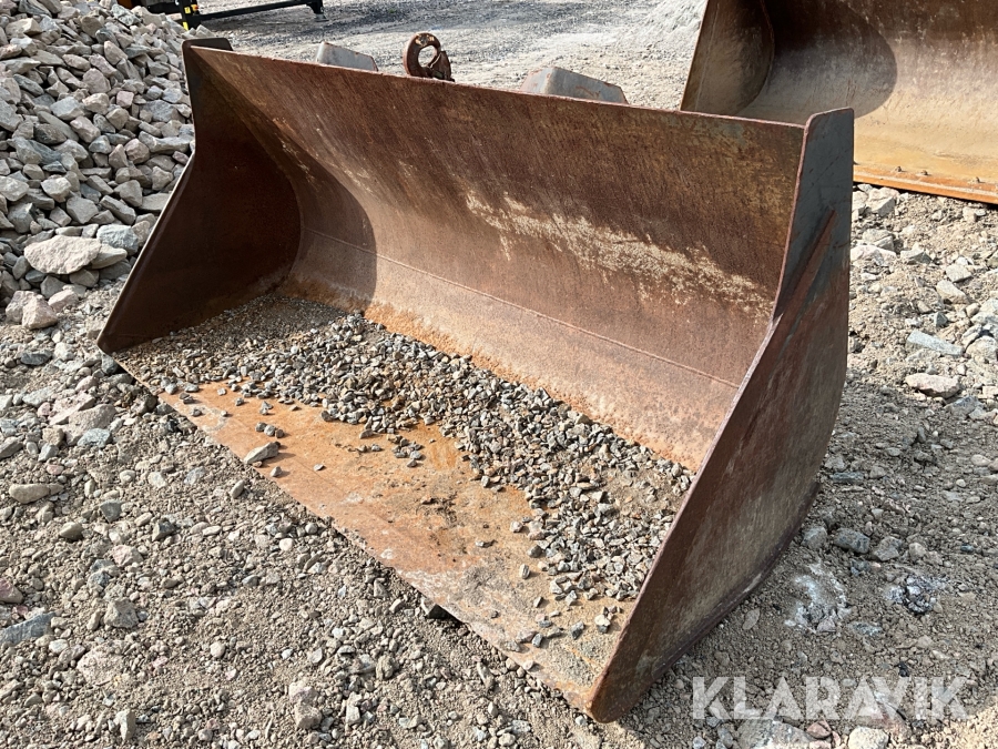 Skopa Volvo BM Gamla Stora BM