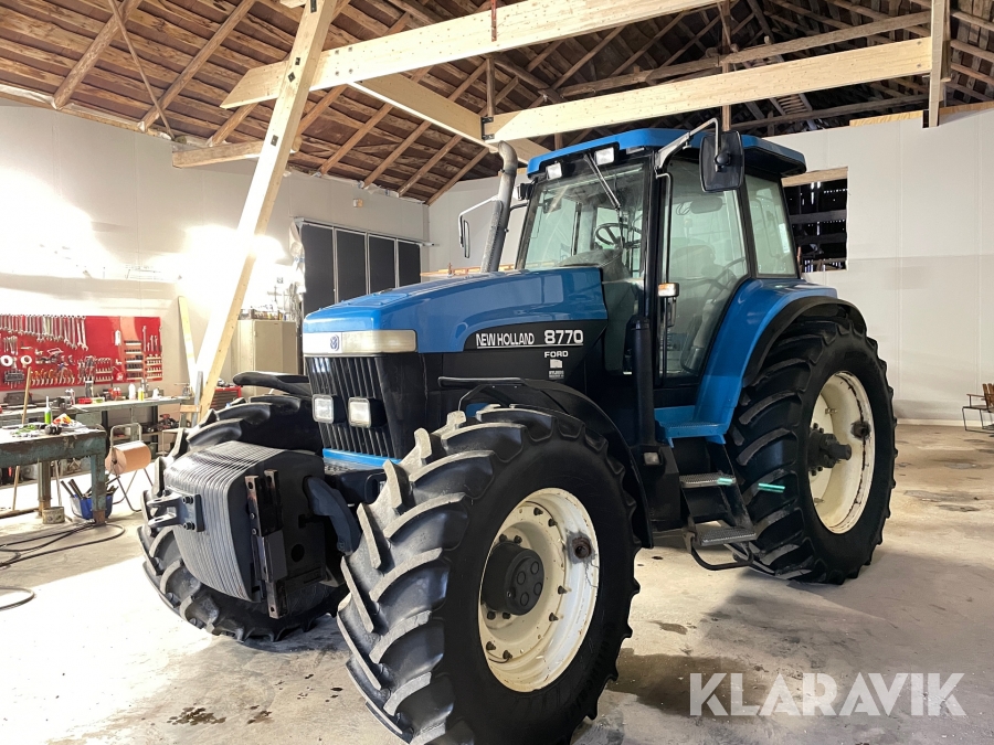 Traktor New Holland 8770 4WD SS
