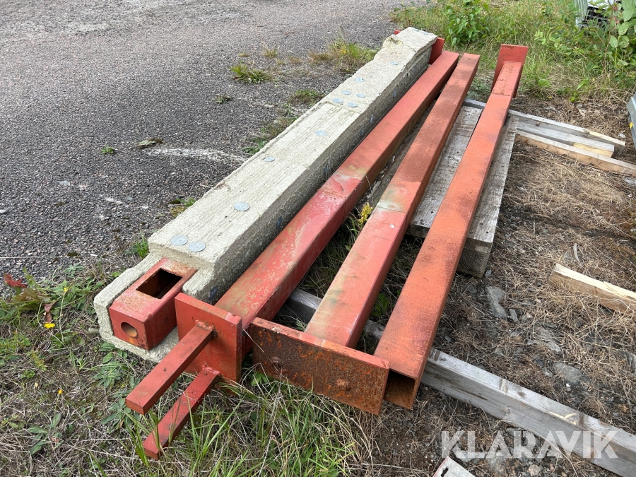 Stålpelare   4 st