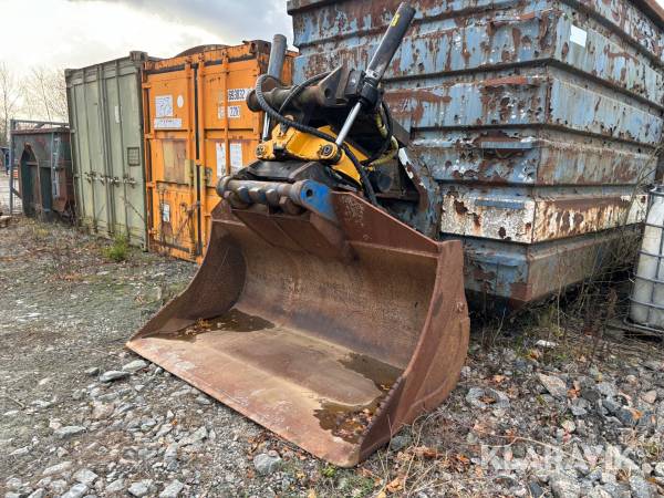 Tiltrotator Engcon EC30 inklusive skopa B30 fäste