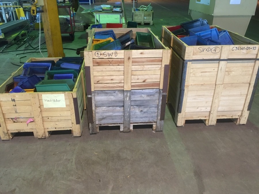 200st Industribackar/ Plastlådor