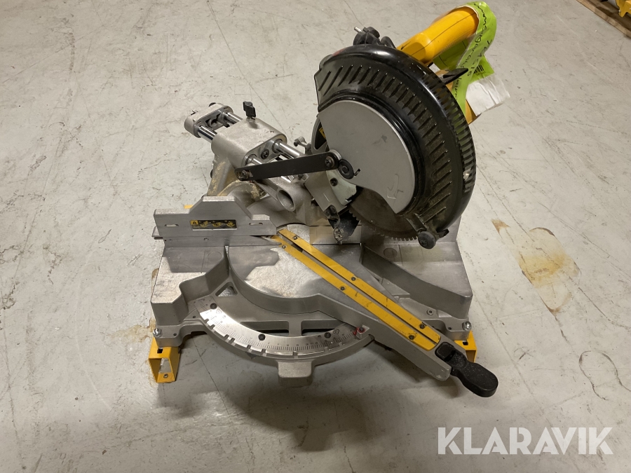 Kap- och geringssåg Dewalt DW 712