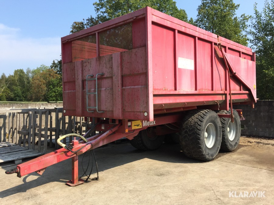 Tippvagn med lastavdelare