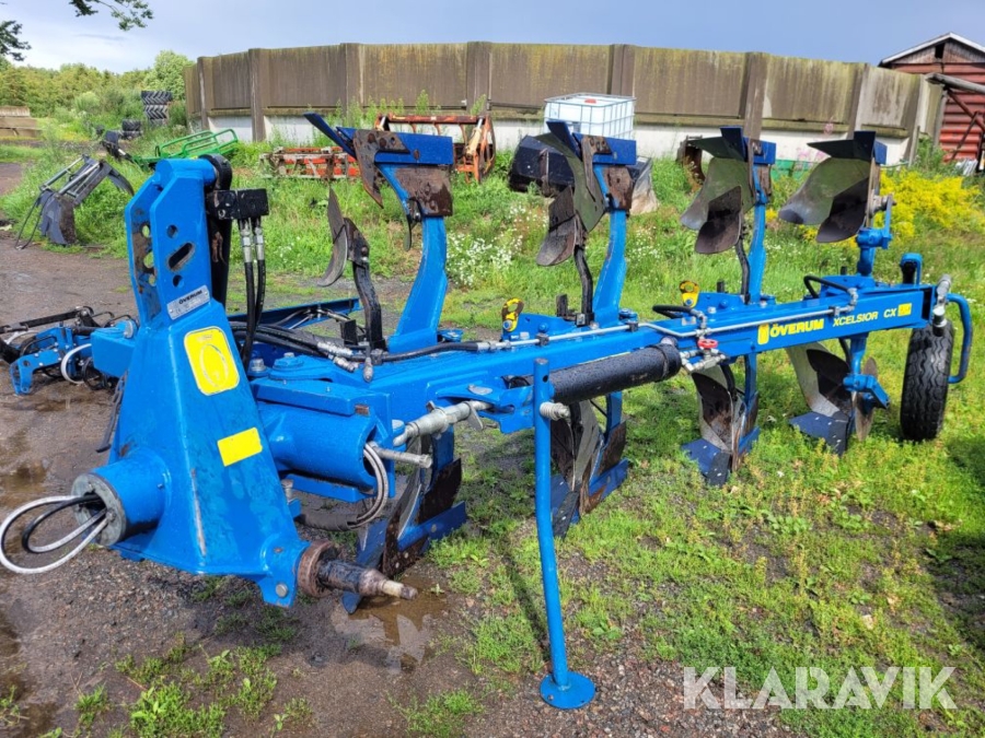 4-skärig växelplog Överum CX 490 H