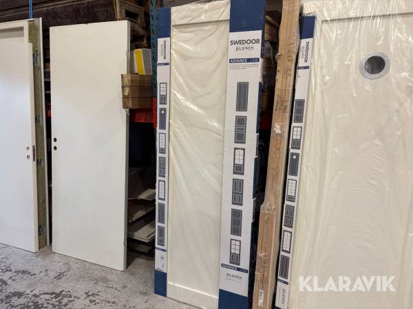 Innerdörr Swedoor Unique nice 01L Massiv med karm 725x2040x40