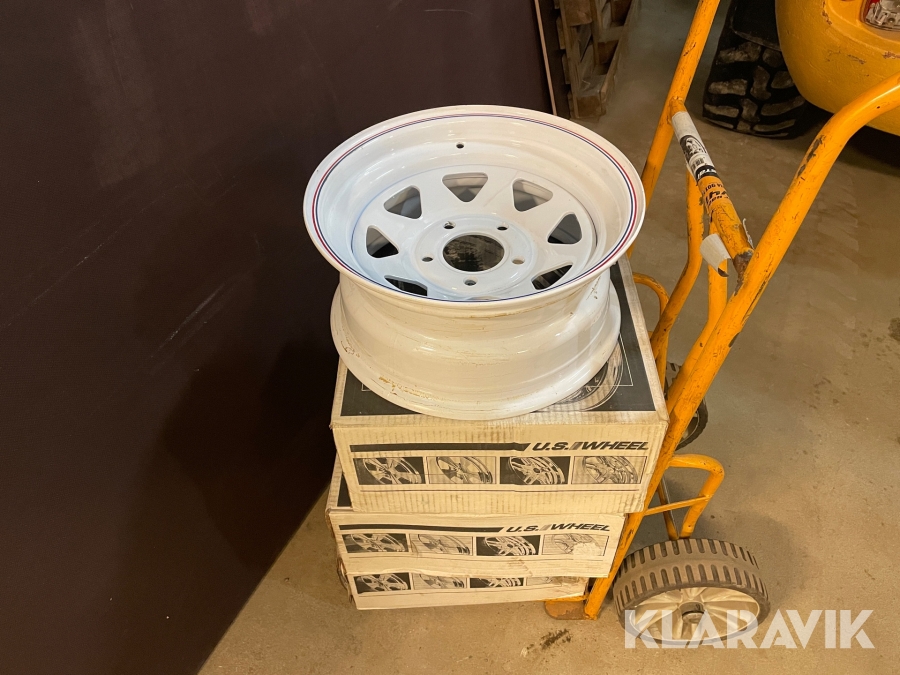 Fälgar US Wheel White Spoke 7 x 15 4 stycken Chevrolet van