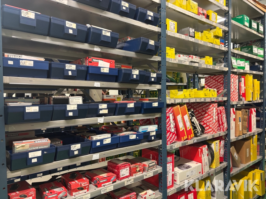 Stort parti bromsskivor bromsbelägg och bromsok Brembo m.fl