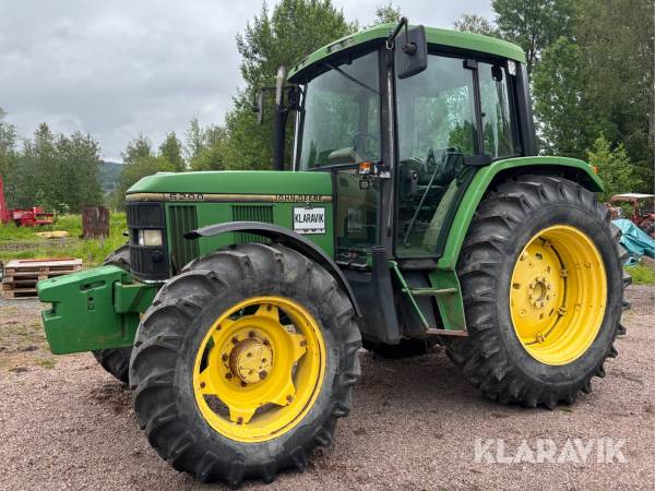 Traktor John Deere 6200