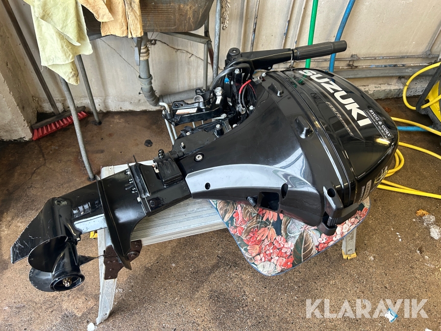 Båtmotor Suzuki 9.9