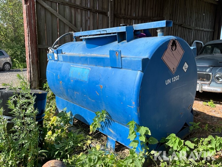 Dieseltank ABG 2000 Liter med 12-volts pump