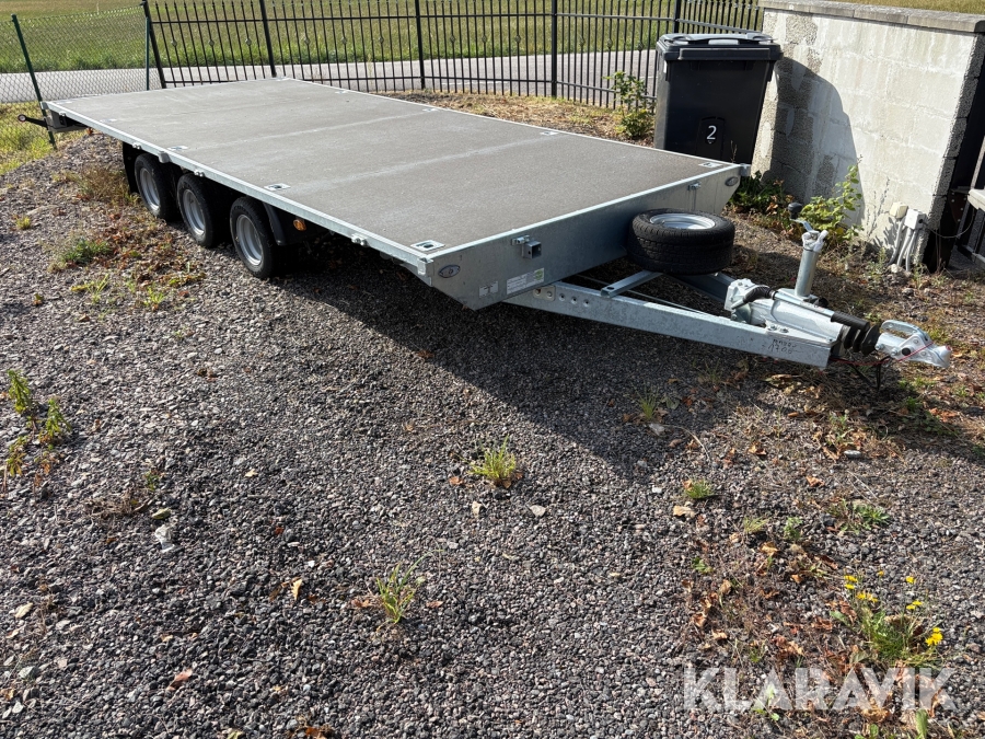 Maskinsläp Biltransportsläp Niewiadow