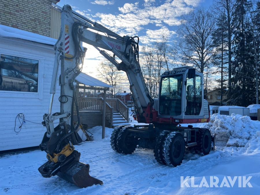 Grävmaskin Takeuchi TB175W med tiltrotator och skopa